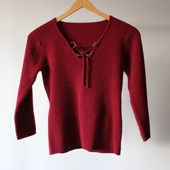 Vintage Burgundy Sweater - Picture 3 of 6
